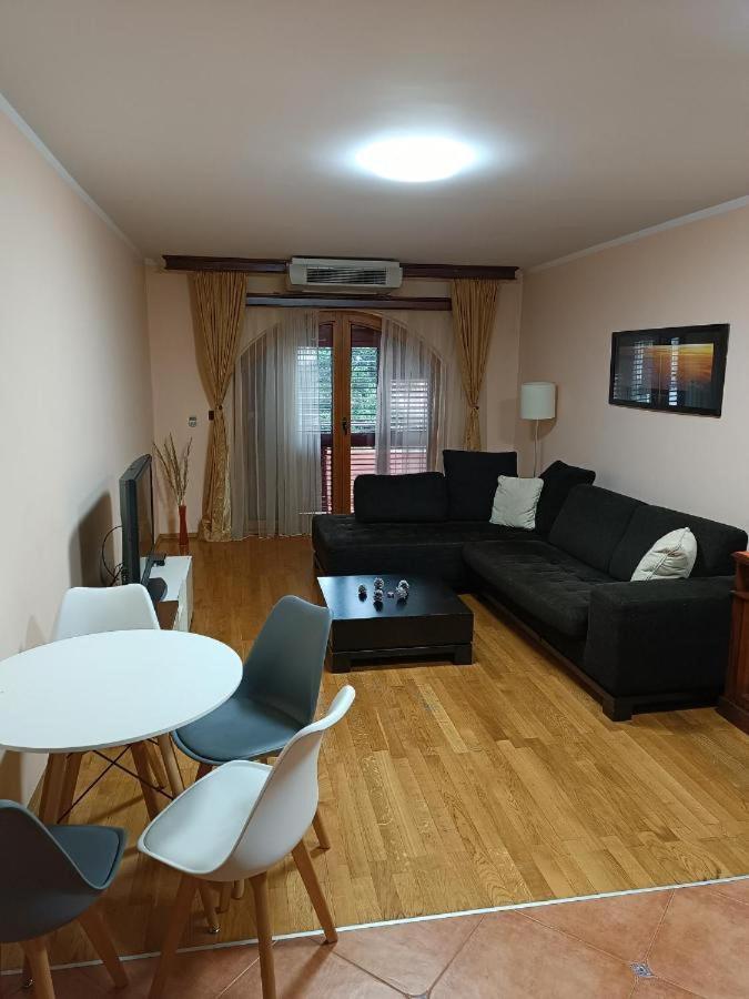Villa Roselina بودفا المظهر الخارجي الصورة